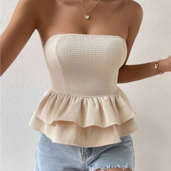 Tops - Picture 4 of 4